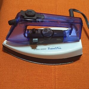 Black & Decker Travel Pro Steam Iron - Blue and Black